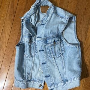 Brand new never worn American eagle denim vest